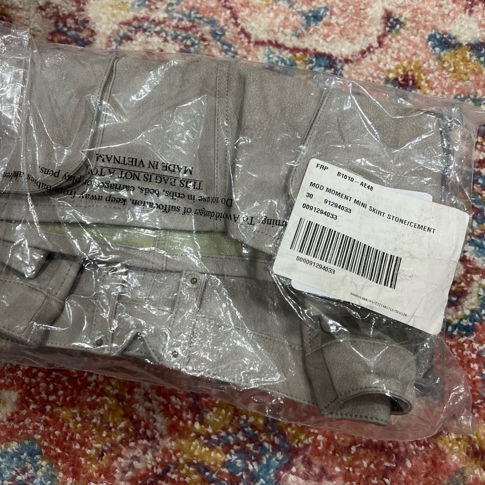 Free People Mod Moment Cargo Miniskirt NWT - Picture 7 of 7